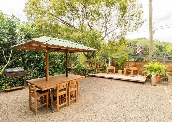 Cozy Log With Parking, Close To Beaches *